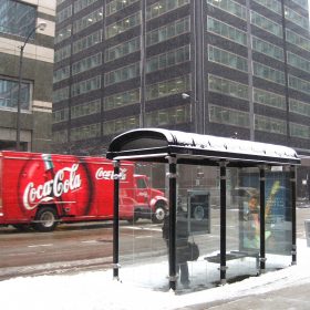 Disa sipërmarrës shqiptarë nga SHBA nisin bashkëpunim me gjigantin Coca Cola