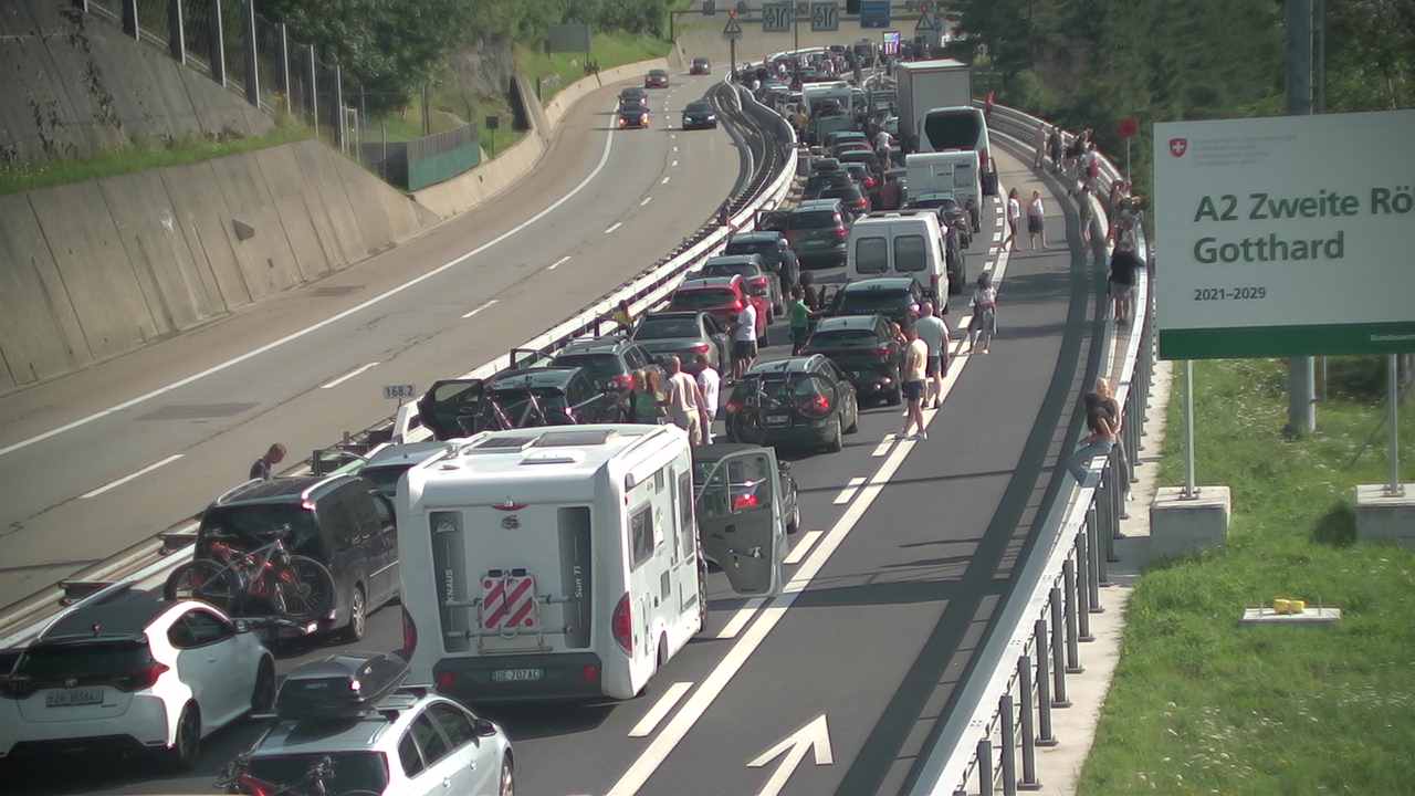 Pavarësisht rritjes së numrit të trenave  trafiku në Gotthard mbetet i rënduar