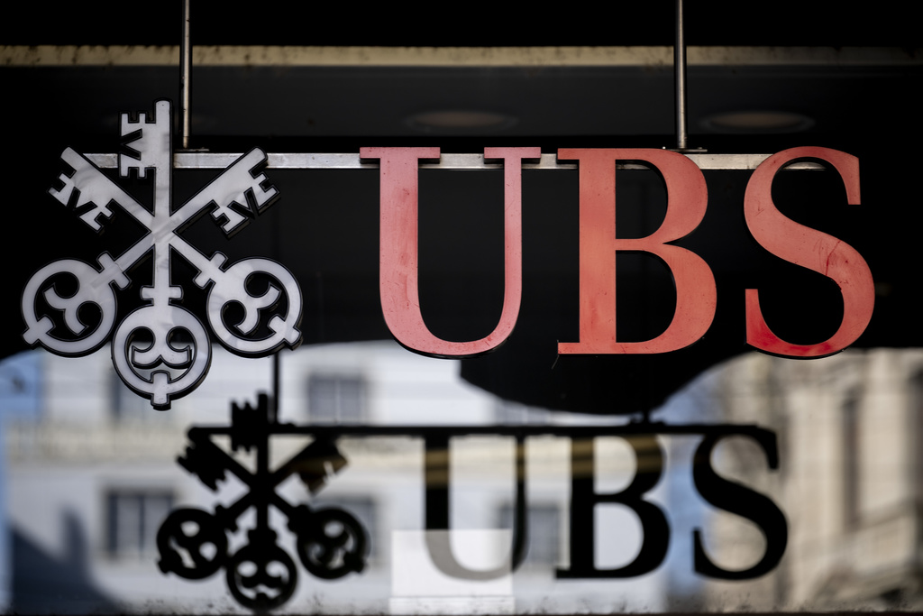 Banka zvicerane UBS shënon fitime marramendëse për vitin 2025