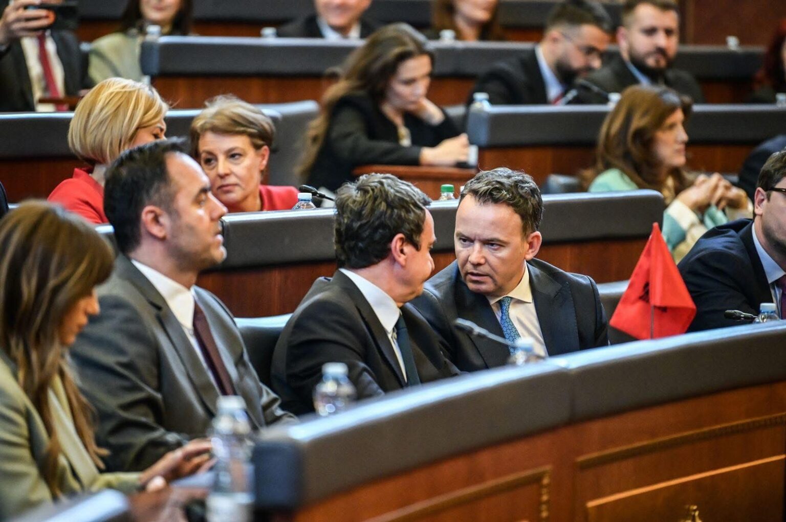 Kosovë  Nesër vazhdimi i seancës konstituive