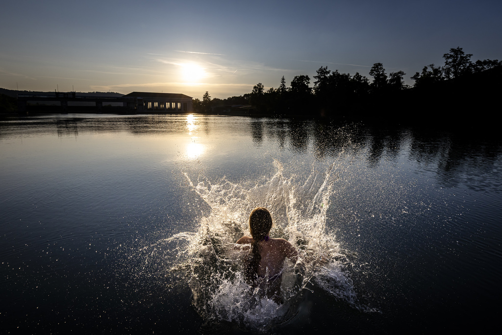 Zvicra kryeson listën e turistëve të verës për  freskimin 
