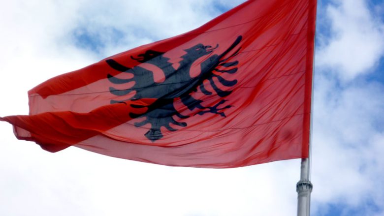 Festat publike  Si renditet Shqipëria në krahasim me vendet e rajonit