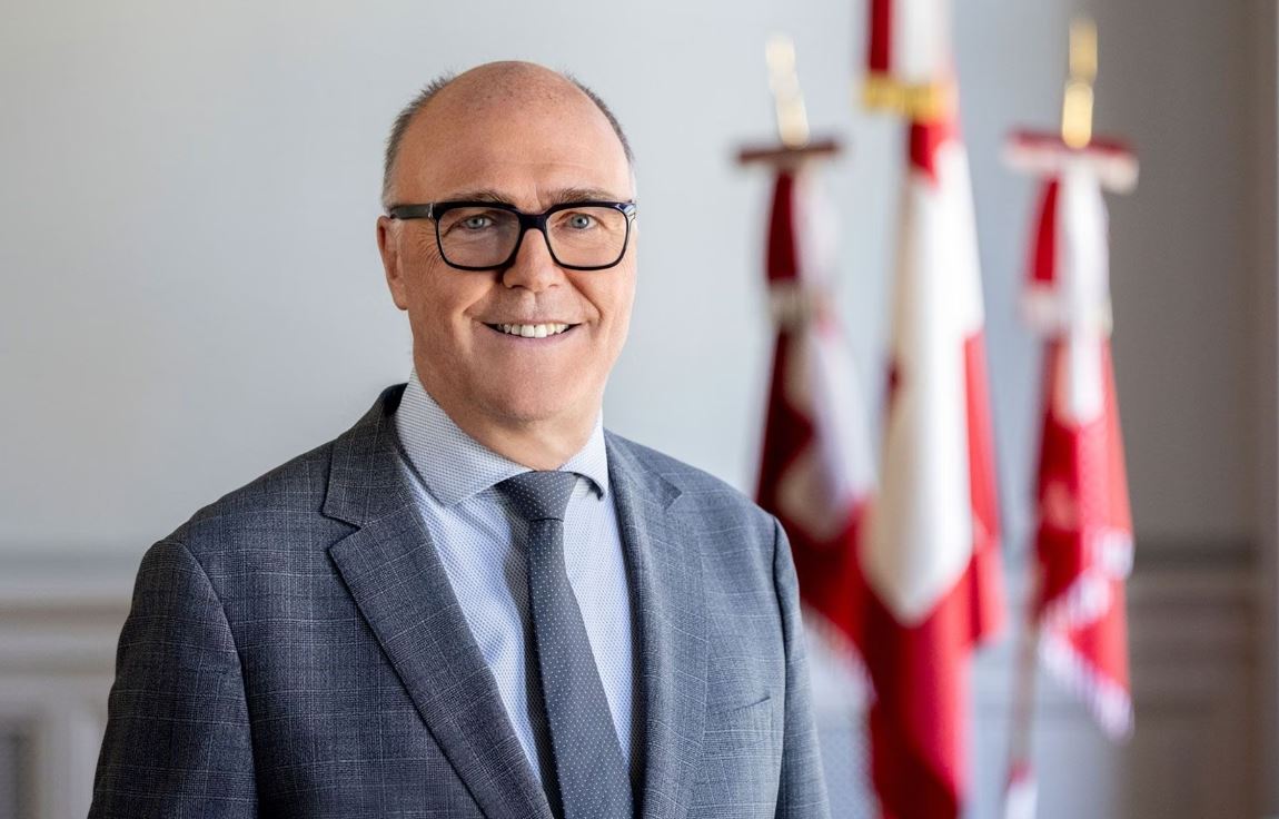 Ministri zviceran i mbrojtjes  Vazhdimi i misionit në Kosovë  i domosdoshëm