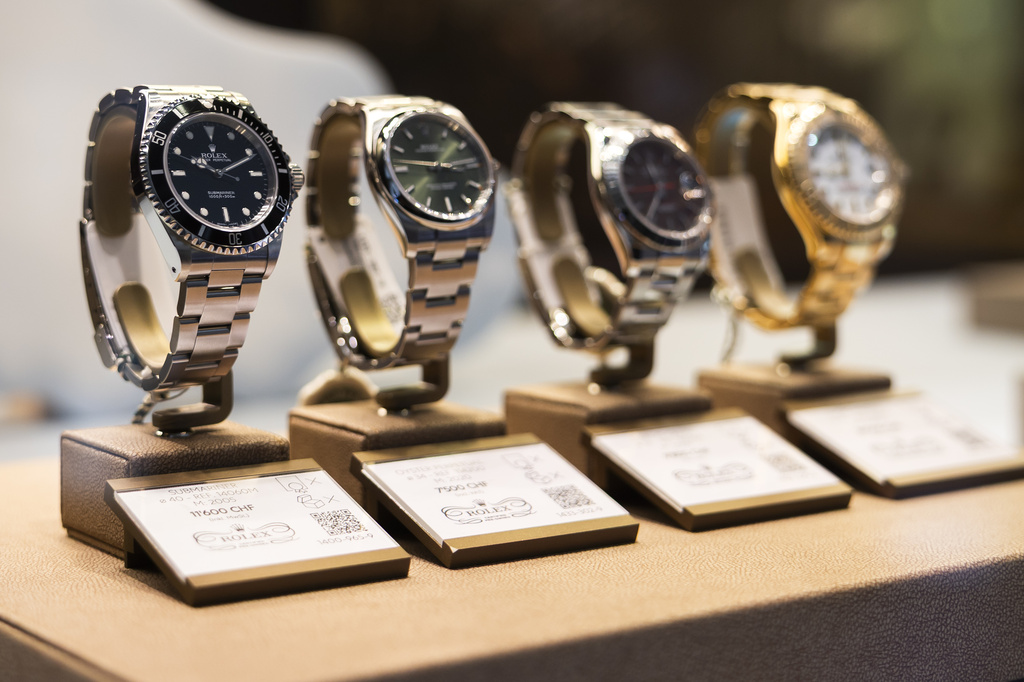 Eksportet e orëve zvicerane drejt SHBA vazhdojnë të bien