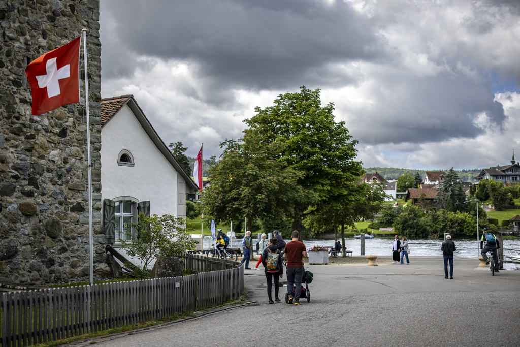 Hendeku mes zonave urbane dhe rurale në Zvicër vazhdon të zgjerohet  sipas një sondazhi