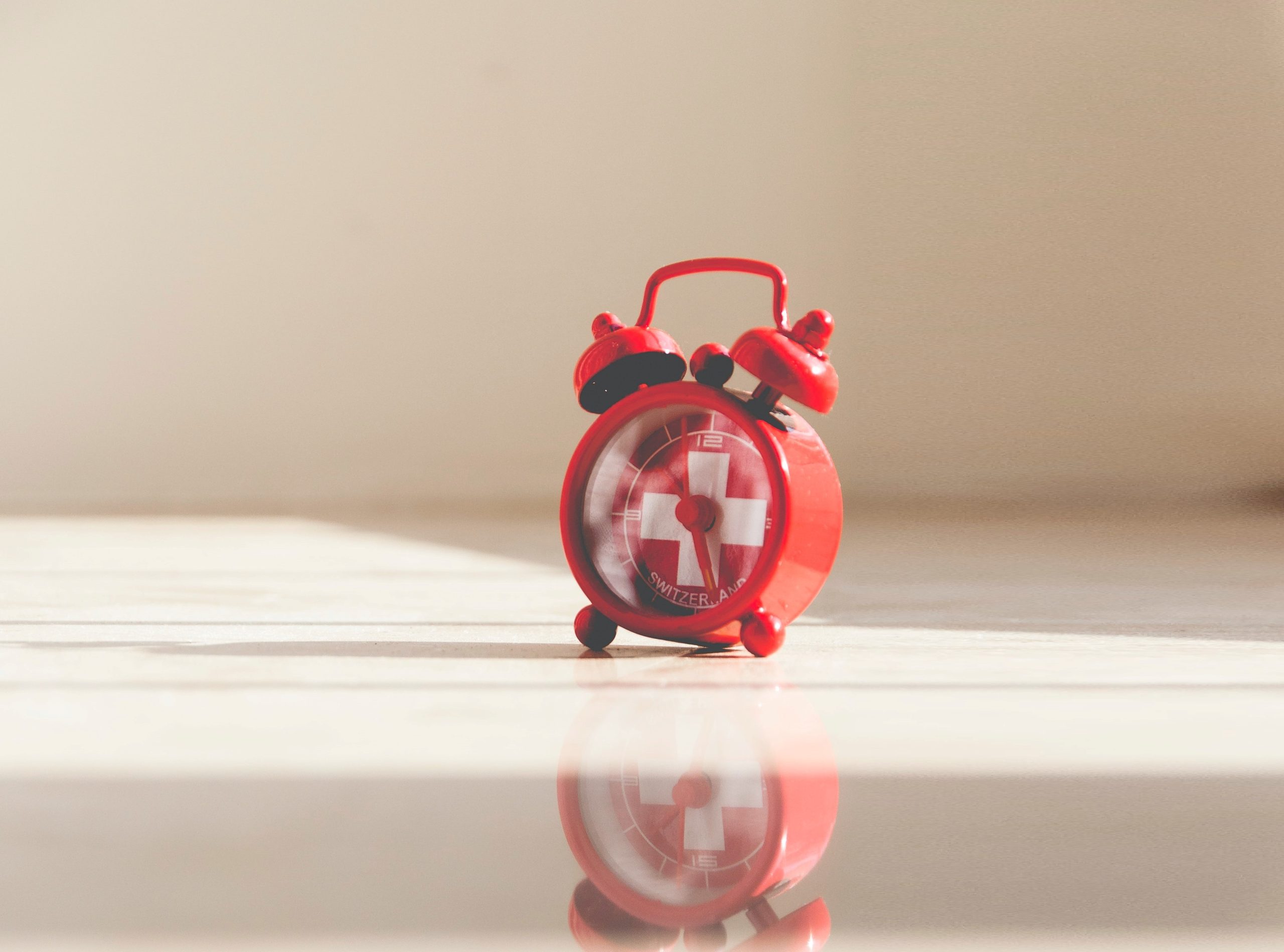 Zvicra kalon në orën verore  Akrepat e orës zhvendosen këtë të diel