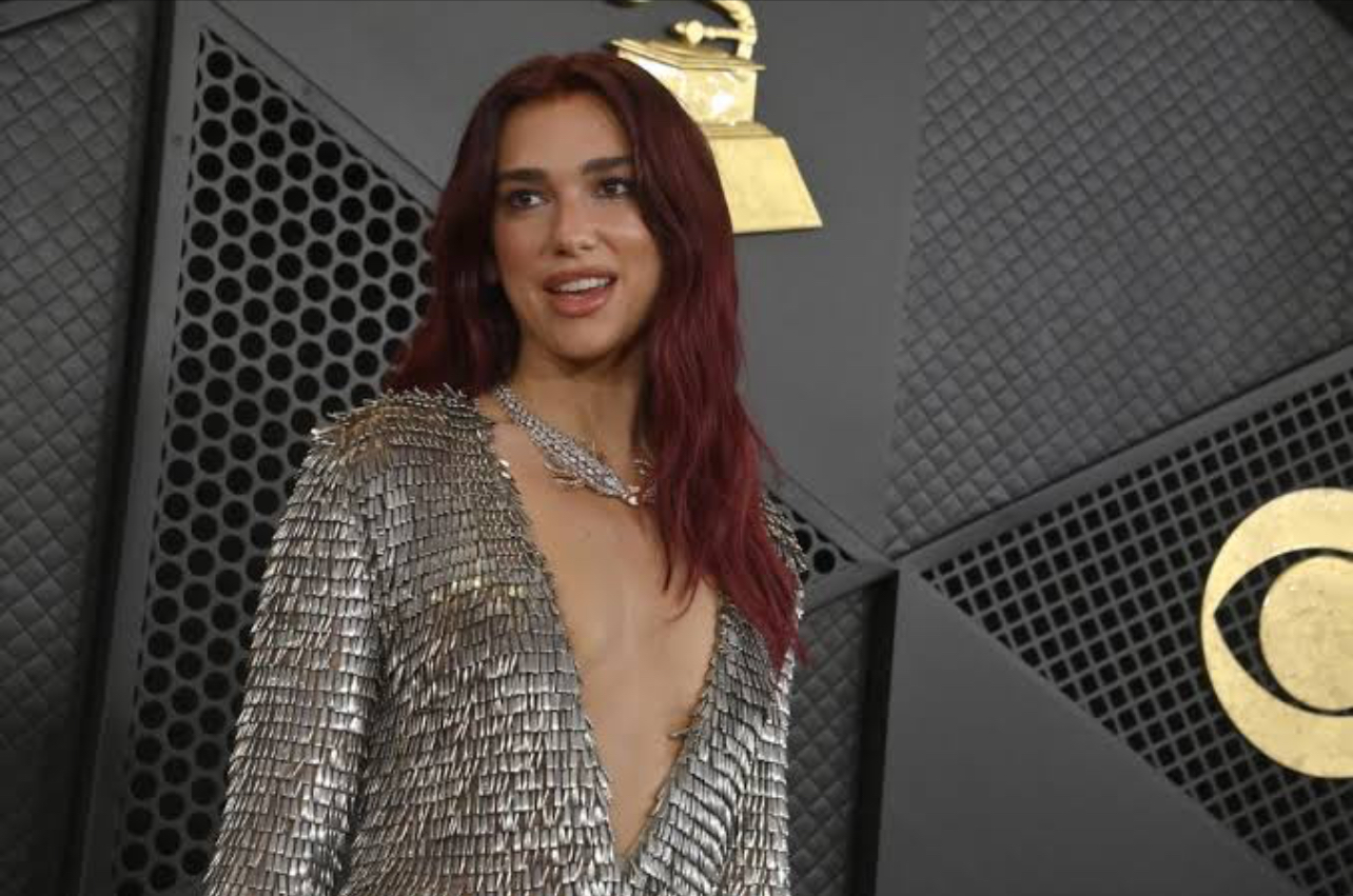 Dua Lipa kontribuon në rritjen e ekonomisë britanike me 8 miliardë funte
