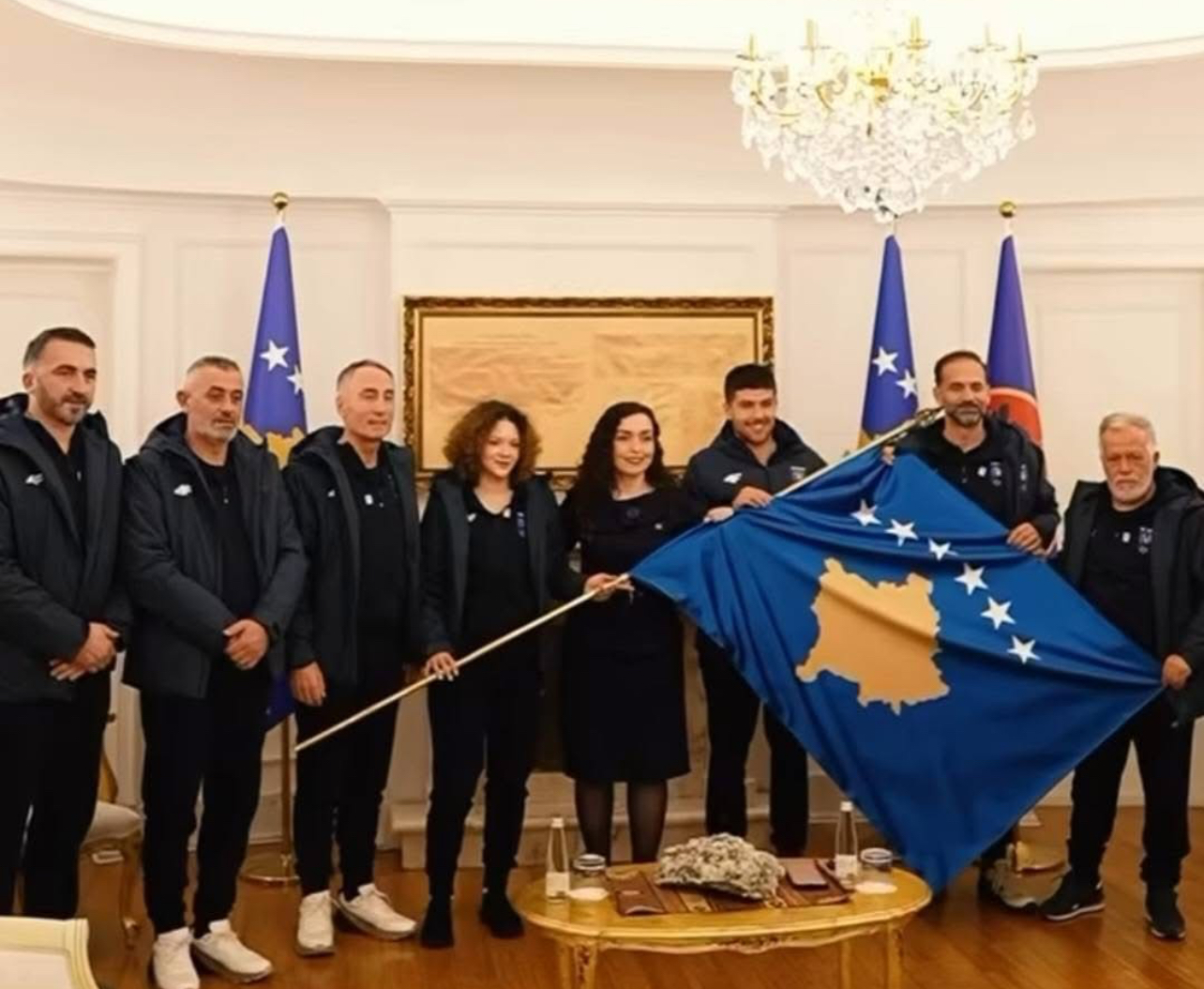 Presidentja Osmani dorëzon flamurin olimpik për sportistët kosovarë