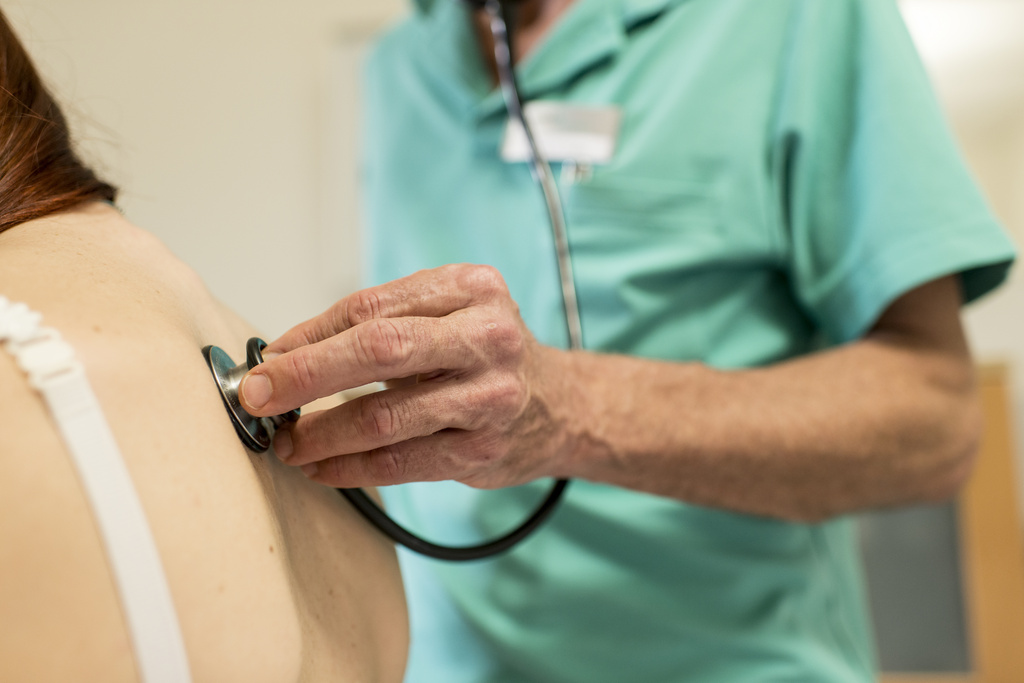 Sistemi i ri Tardoc  Specialistët po rrisin numrin e vizitave për të kompensuar të ardhurat