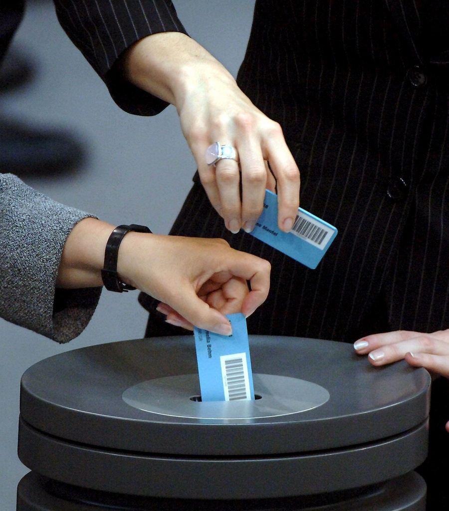 Cilat kombësi marrin më shumë Kartat Blu të BE së dhe ku shkojnë ato 