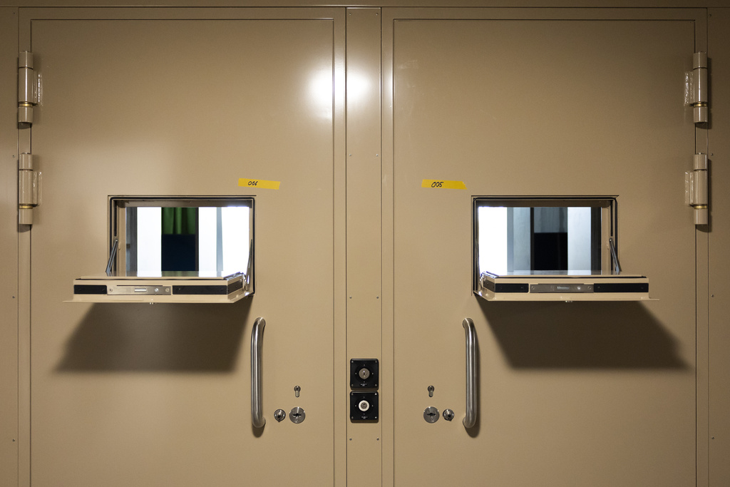 Si po përballen burgjet zvicerane me rritjen e numrit të të burgosurve të moshuar