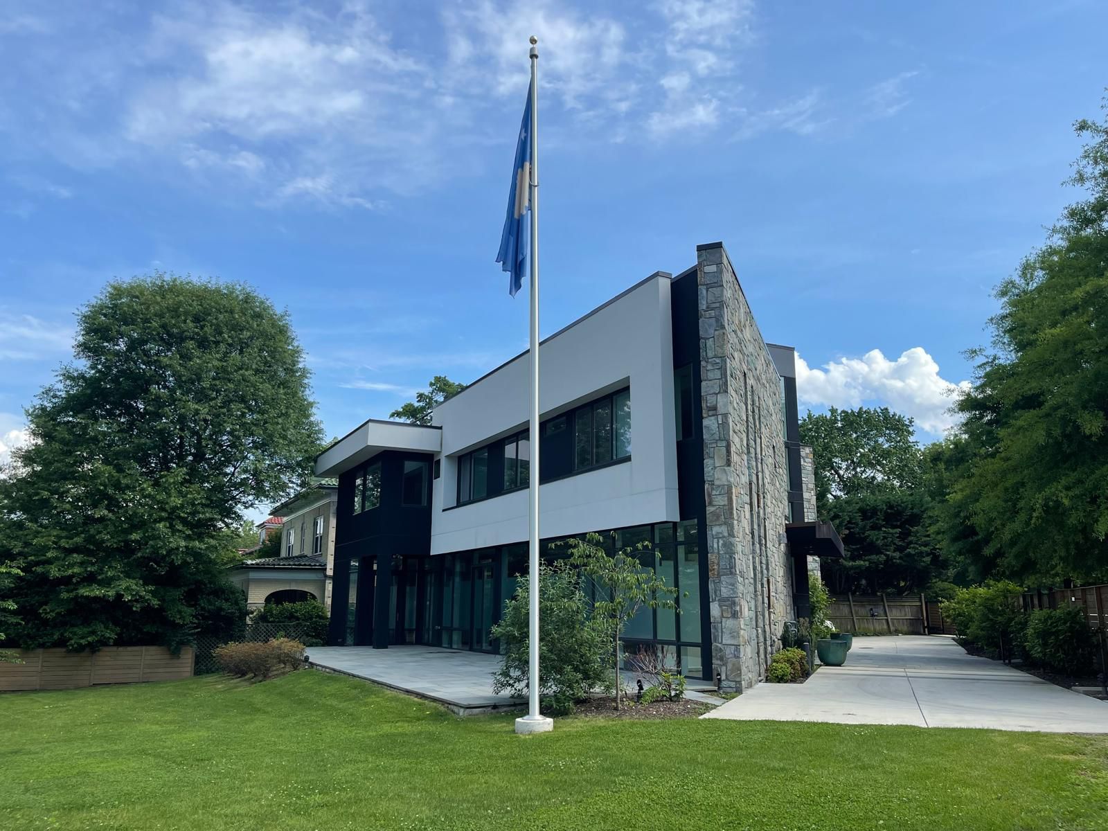 Festë për 18 vjetorin e Pavarësisë së Kosovës në Ambasadën e SHBA së