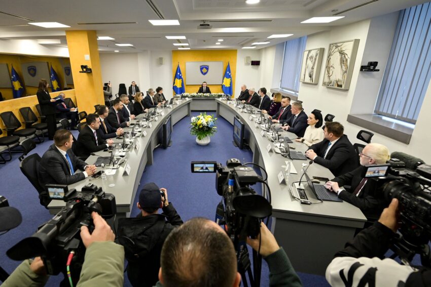 Qeveria e Kosovës ndan mbi 1 6 milion euro për Pakon e Ringjalljes Ekonomike