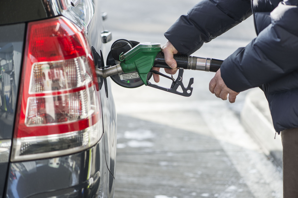 Pse Shqipëria ka naftën më të shtrenjtë në rajon