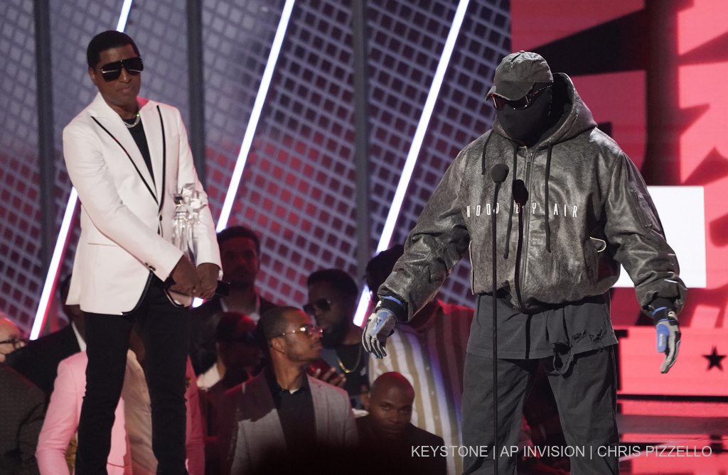 Klubi zviceran refuzon koncertin e Kanye West