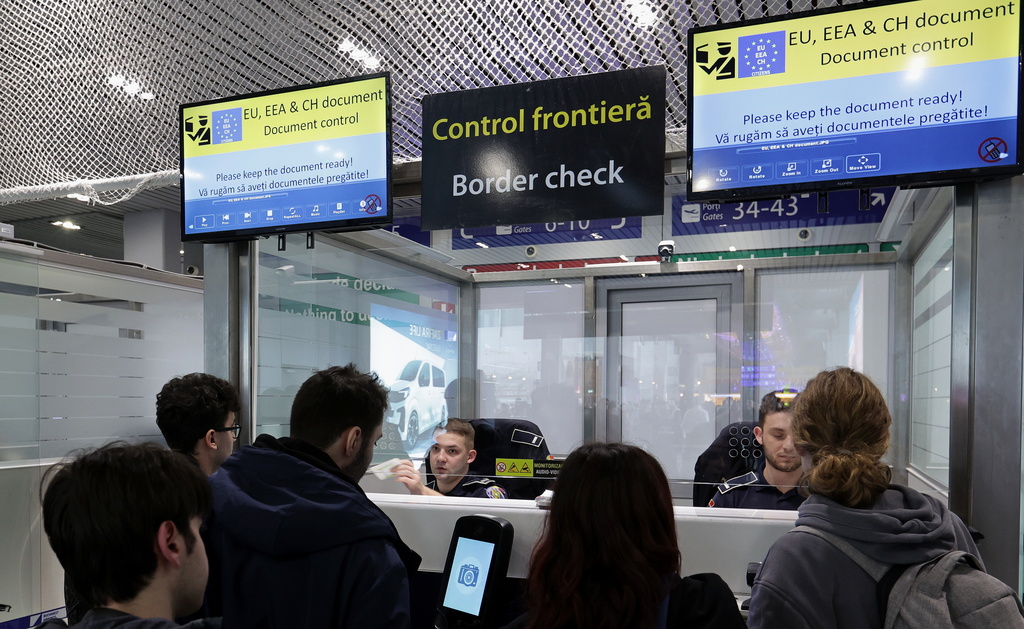 Sistemi i ri i kontrolleve kufitare në BE nis me probleme dhe vonesa