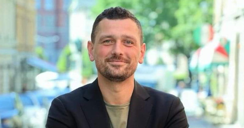 Mesazhi i eurodeputetit shqiptar para Samitit  Asnjëherë nuk i harroj rrënjët e mia