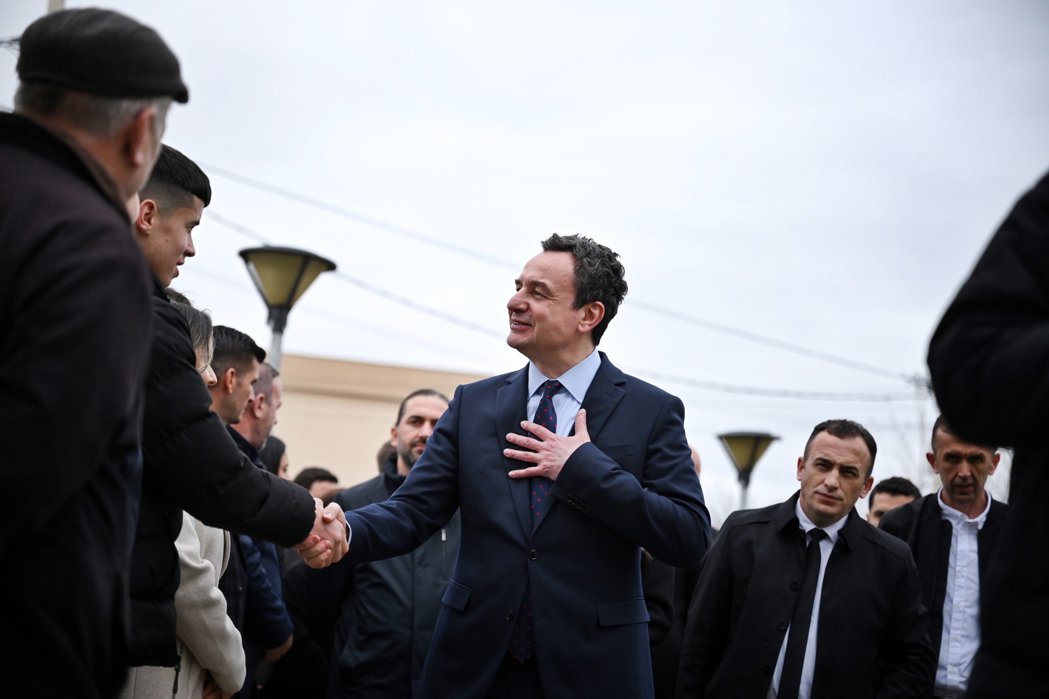 Kurti  Institucionet e Kosovës shërbejnë për të gjithë qytetarët  pa dallim