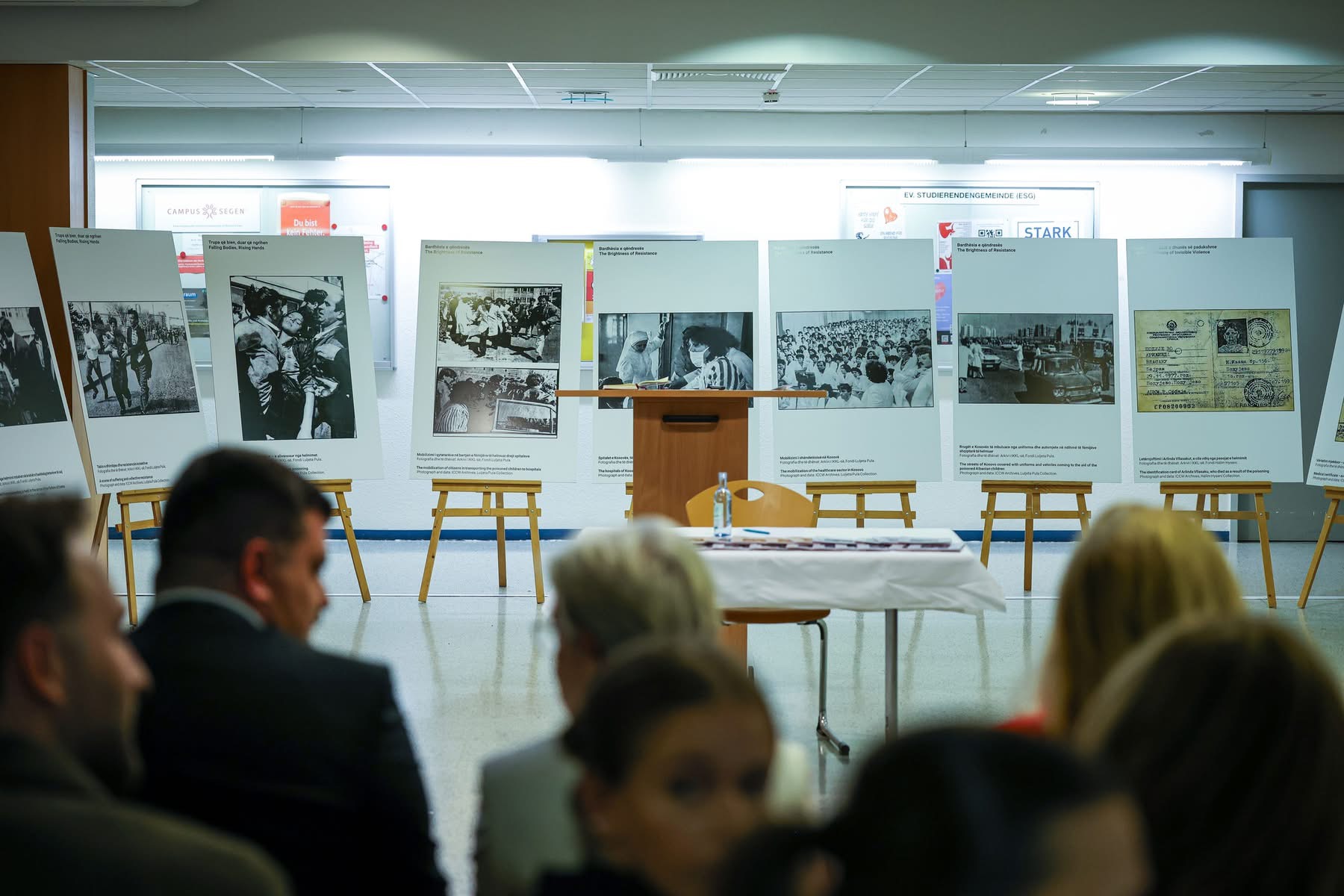 Në Gjermani u mbajt ekspozita  Helmimet në Kosovë 1990 1992   u rikujtuan krimet ndaj shqiptarëve