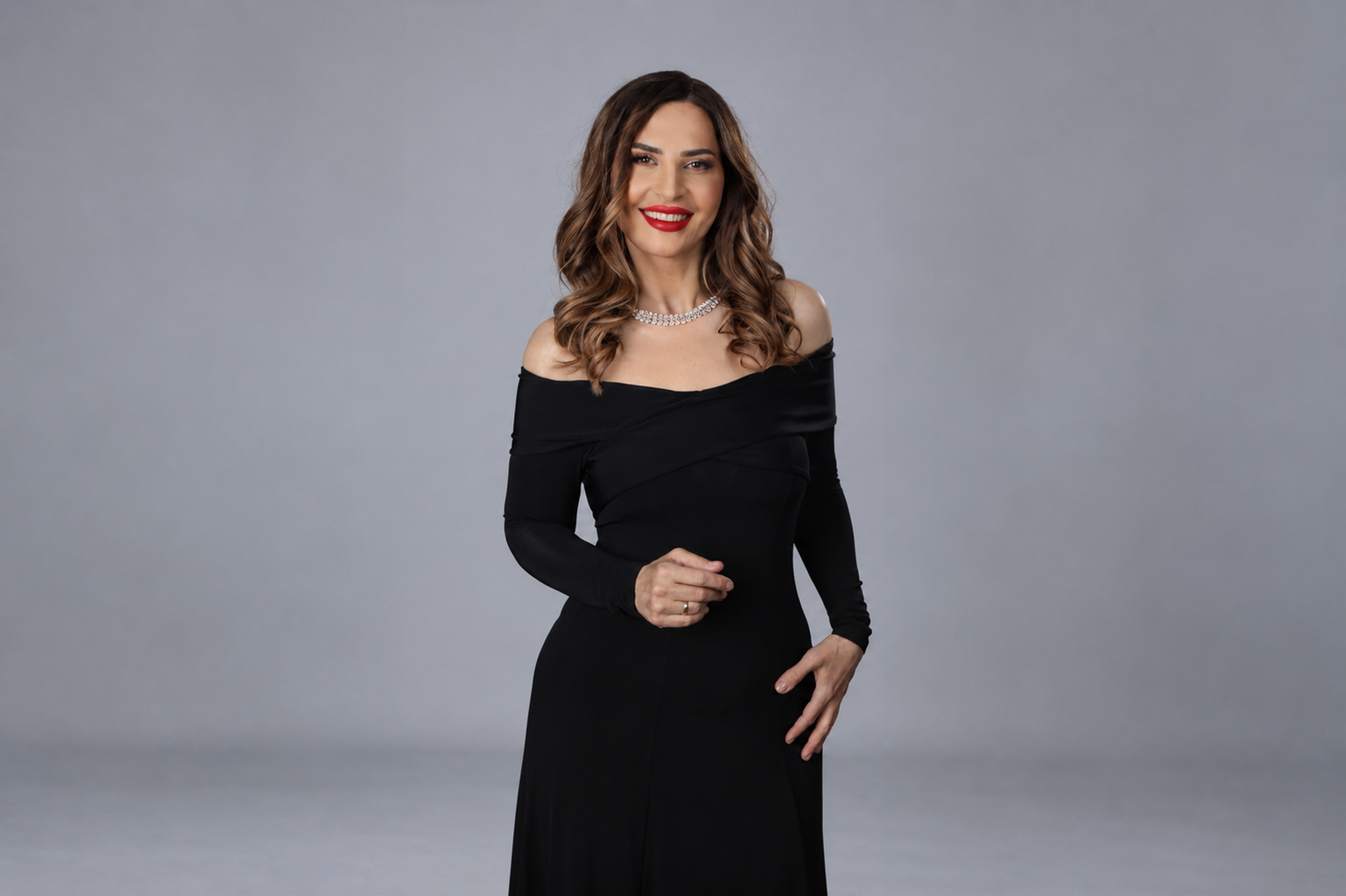 Pianistja kosovare Lule Elezi mban recital në Pallatin mbi Ujë në Varshavë