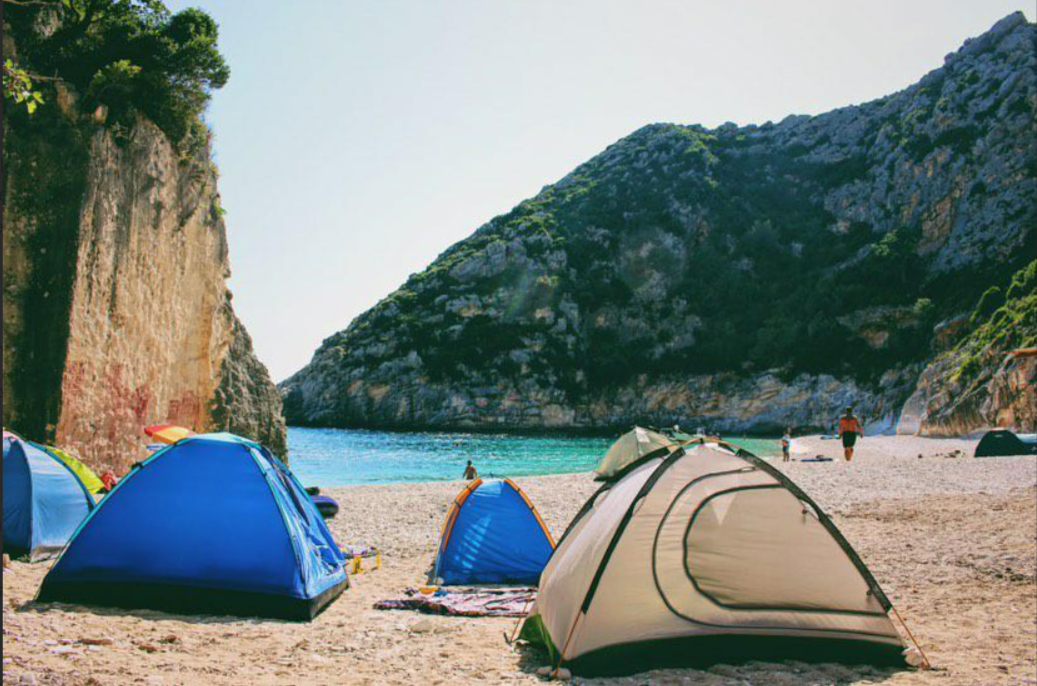 Riviera shqiptare mes 5 vendeve më të mira në Evropë për  wild camping 