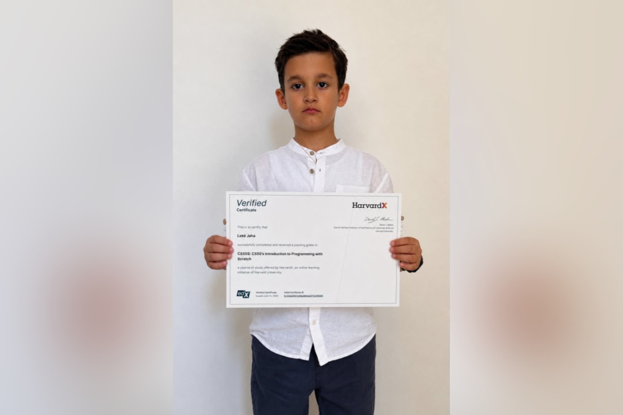 7 vjeçari nga Kosova përfundon me sukses programin HarvardX për programim
