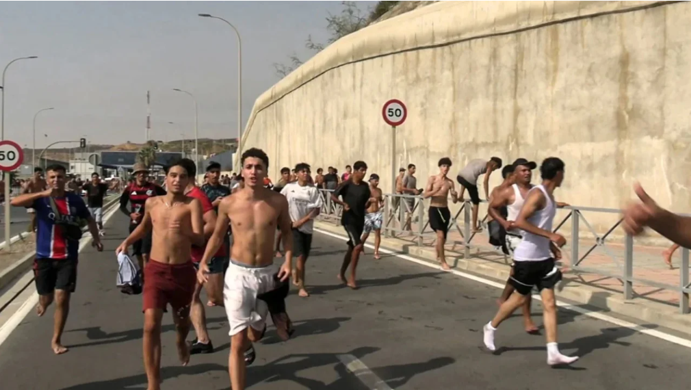 Spanja vendos ndalimin e notit pasi gati 60 mijë migrant kaluan kufirin ilegalisht