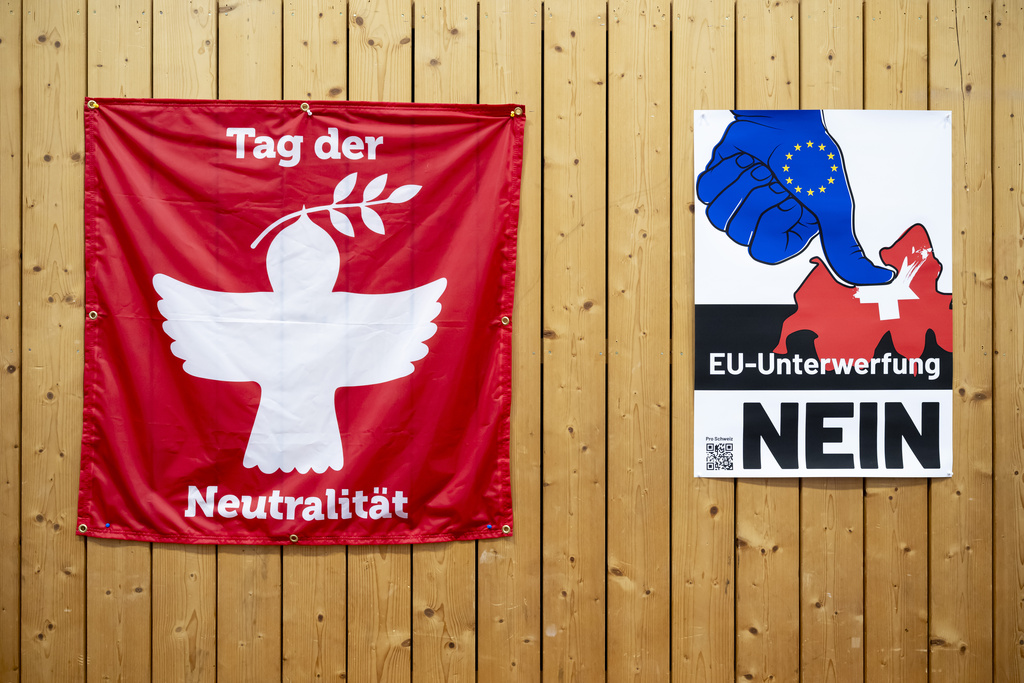 Sondazhi në Zvicër  Iniciativa për neutralitetin drejt refuzimit  garë e ngushtë për ushqimin