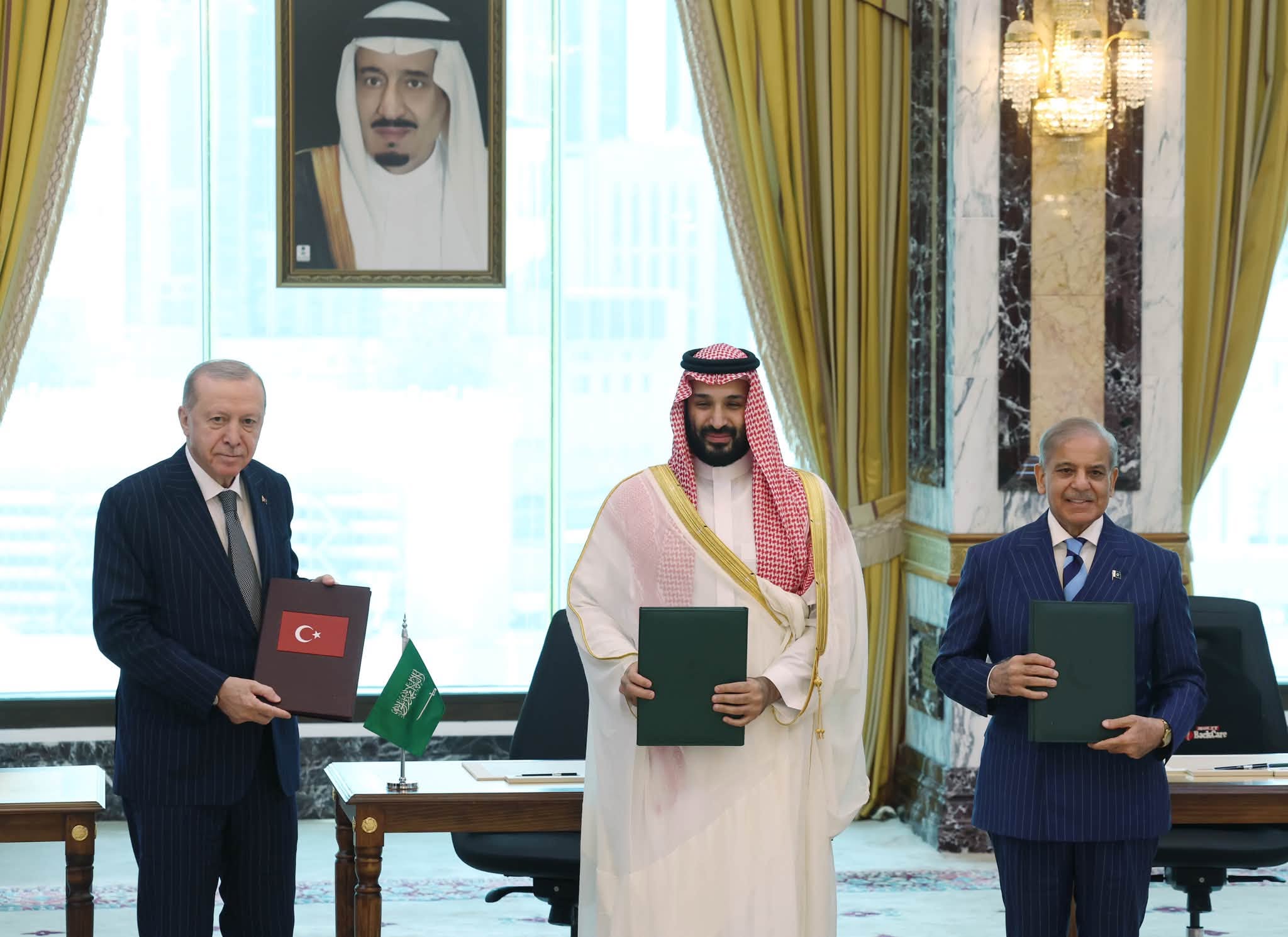 Aleancë e përbashkët e mbrojtjes sipas modelit të NATO s mes Arabisë Saudite  Pakistanit e Turqisë