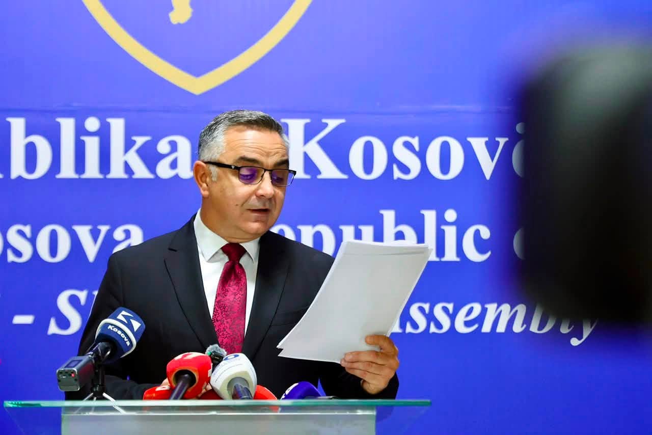 Kosovë  Aleanca paralajmëron kallëzim penal ndaj Qeverisë në detyrë
