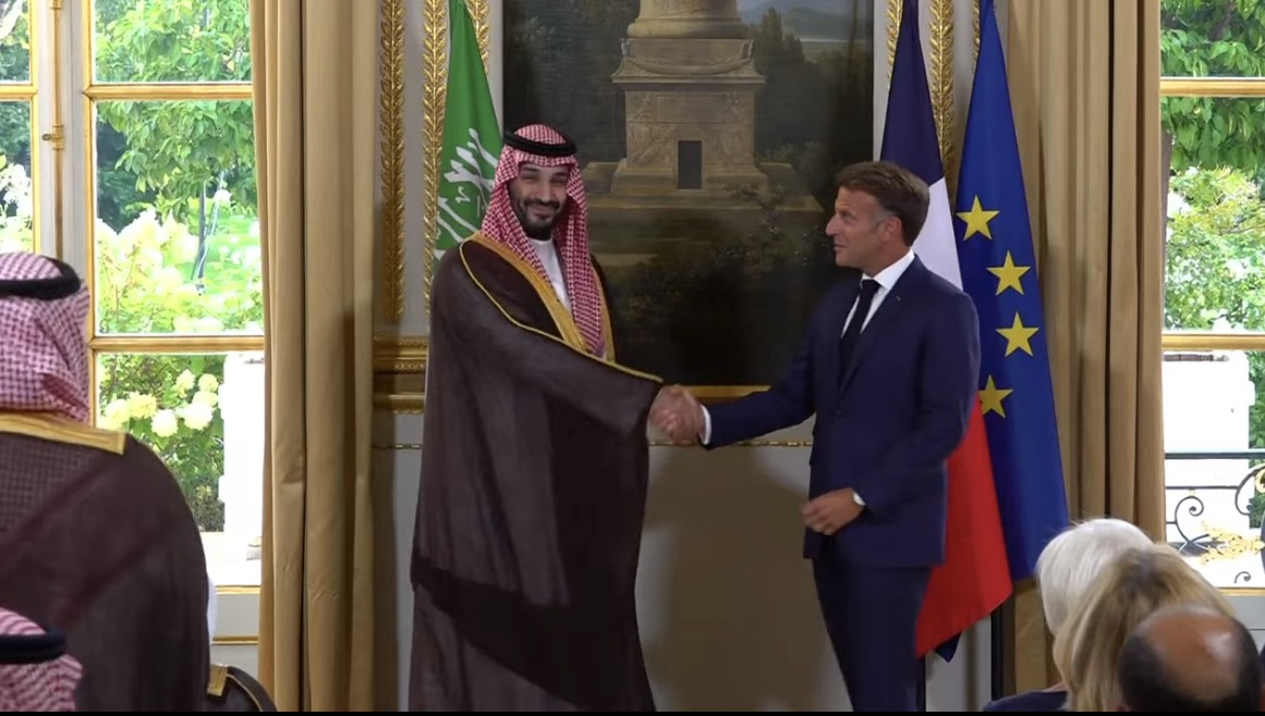 Arabia Saudite investon 6 miliardë euro për tri parqe argëtimi pranë Parisit