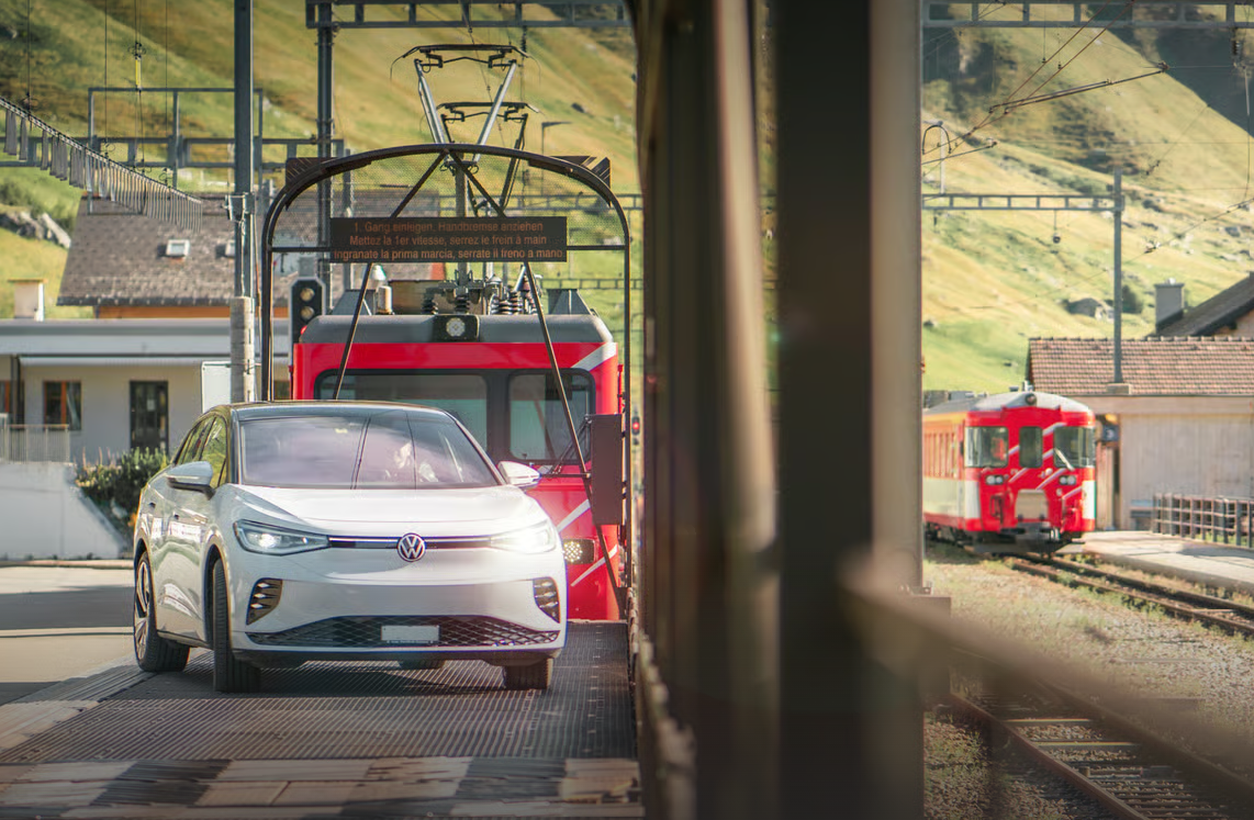 Automjetet e mëdha mund të ndalohen në transportin hekurudhor të Furkës