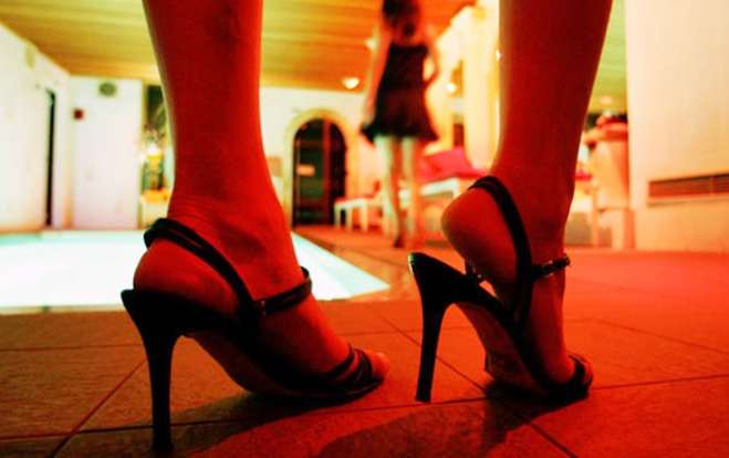 Interneti ndryshon punën seksuale në Zvicër  shoqata mbështet punonjësit prej 30 vitesh